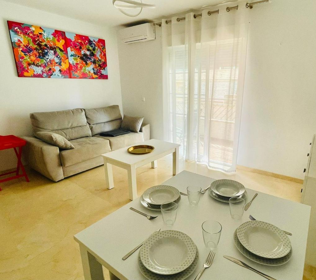 Apartamento Playa San Rafael ฟูเอนฮิโรลา ภายนอก รูปภาพ