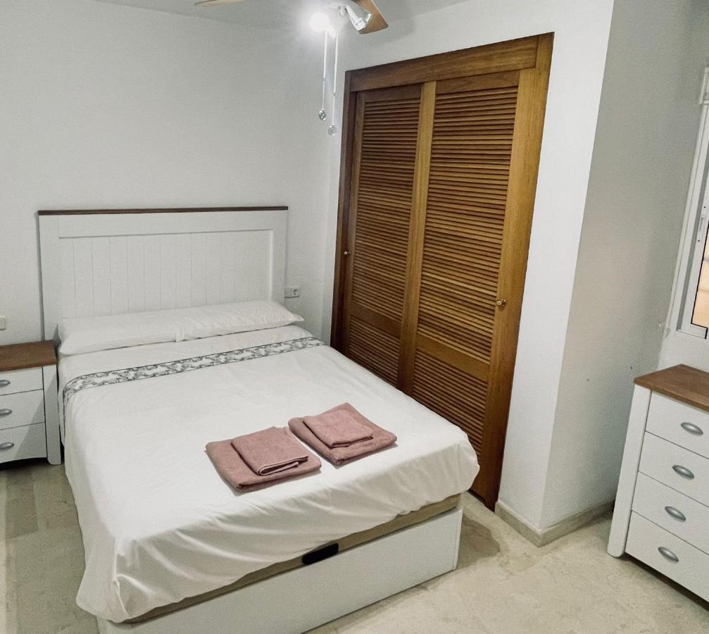 Apartamento Playa San Rafael ฟูเอนฮิโรลา ภายนอก รูปภาพ